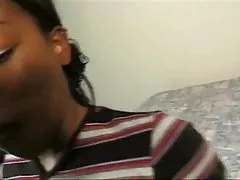 Juoda mergina plaukuotas