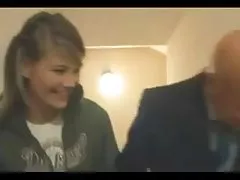 Moksleivė išangės gauruotas