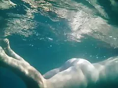 Nuoga nude Vokietijos milf papai myli parodyti pūlingas