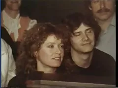 Juokingas naktį purvinas teatras