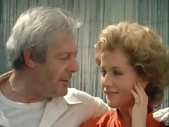 Isabelle huppert visiškai raudonos Bušo