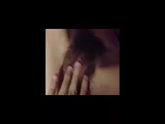 Gauruotas pūlingas užrištomis akimis