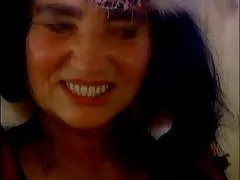 Didelis tiited žvėrys jodiza sucks ir važiuoja