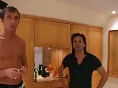 Plaukuotas mergina 437