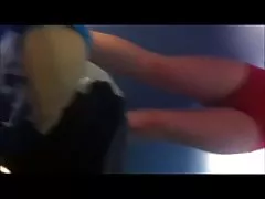 Drovus paauglių visiškai krūmas, dideli papai po plaukimo