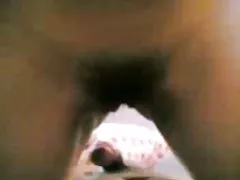 Japonų mergaitė ascidijų