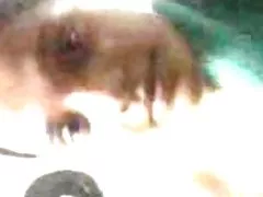 Seksualus gauruotas Indijos tamil paauglių užima dušas po sunkių lyties