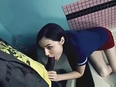 Liesas paauglys pabandyti per bbc