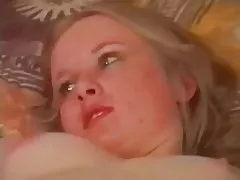 Tweedledum ir skiriasi tik pagal vardą dukart įsiskverbia alice