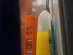 Nuogi mama sugavo dušo paslėptas cam